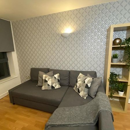 Westone Aspect Sheffield Exterior photo