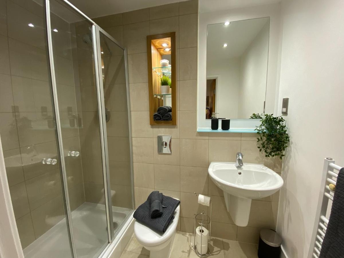 Westone Aspect Sheffield Exterior photo